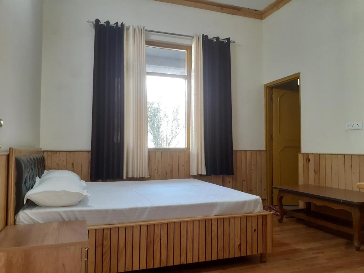 Gazing Moon Homestay Shamshi Extérieur photo