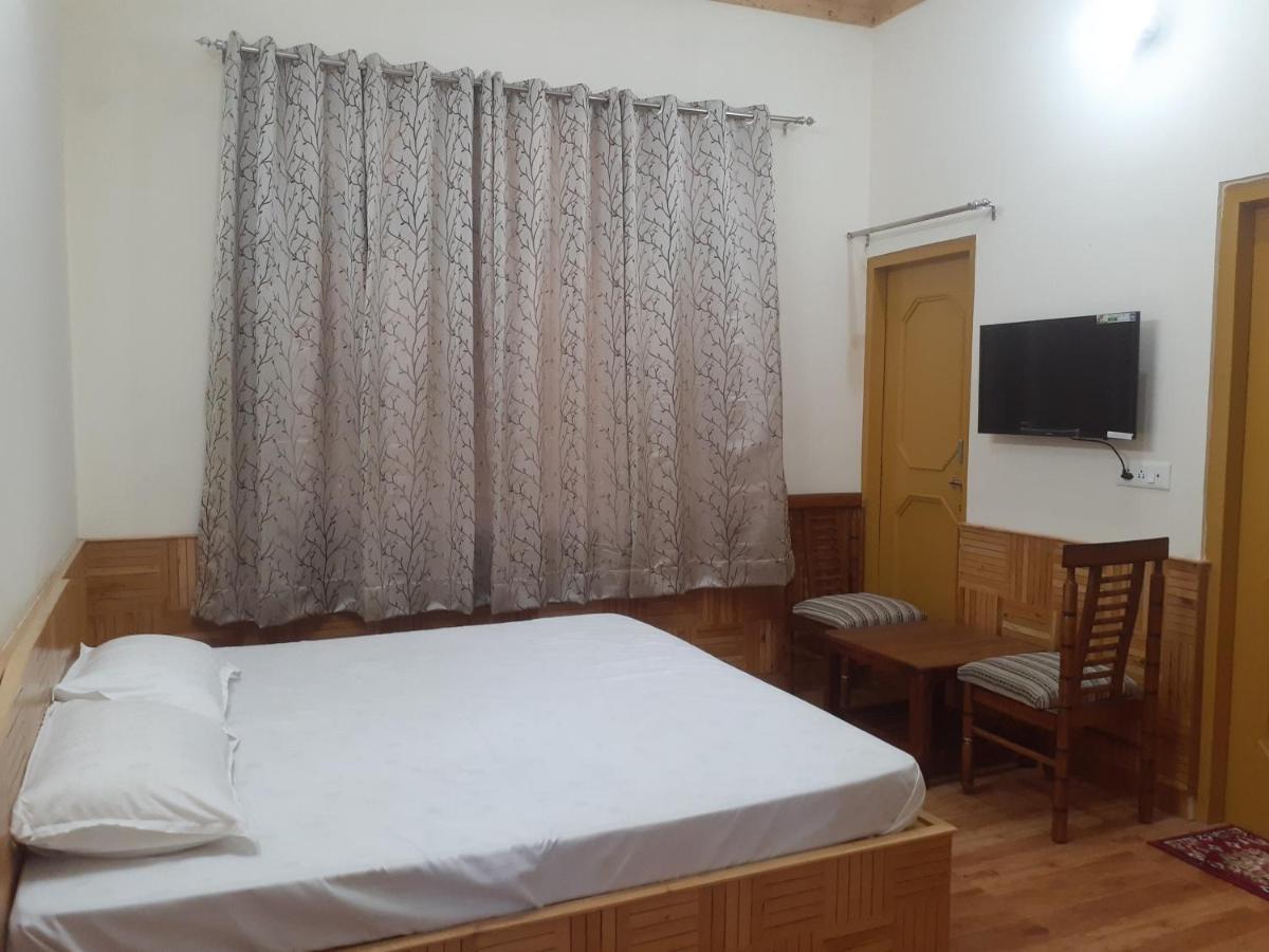 Gazing Moon Homestay Shamshi Extérieur photo