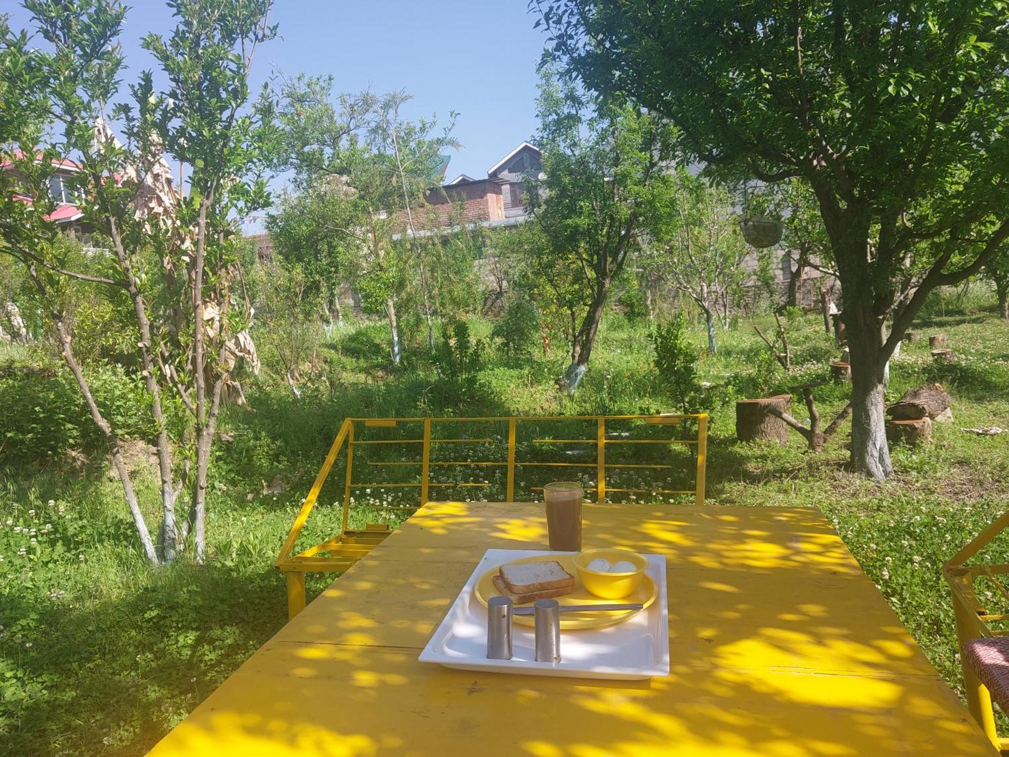 Gazing Moon Homestay Shamshi Extérieur photo